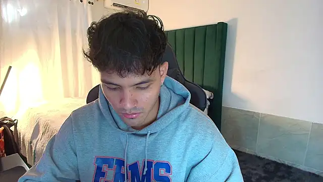 Snapshot of man_dur07 chatting on November 2025 08:00:01 PM man dur07 online show from November 2025 08:00:01 PM