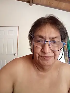 Snapshot of florecita69 chatting on October 2025 02:31:01 PM florecita69 online show from October 2025 02:31:01 PM