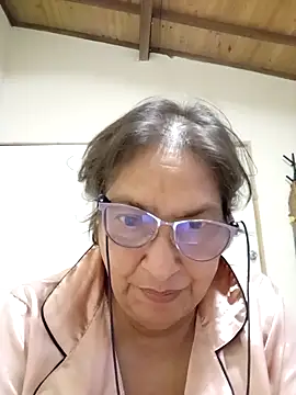 Snapshot of florecita69 chatting on October 2025 03:30:01 AM florecita69 online show from October 2025 03:30:01 AM