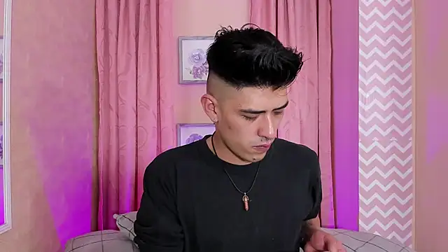 Snapshot of Ryan_Clark_ chatting on December 2024 08:15:01 PM Ryan Clark online show from December 2024 08:15:01 PM