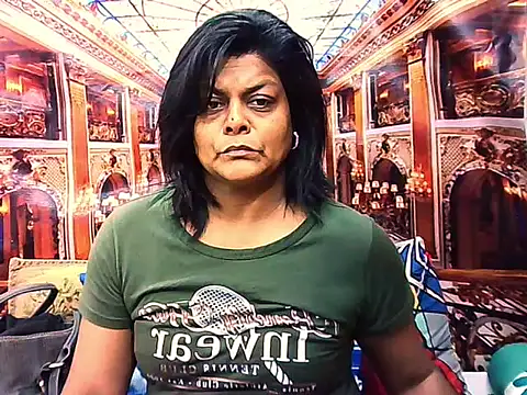 indianCherryPie online show from November 2025 05:39:01 AM