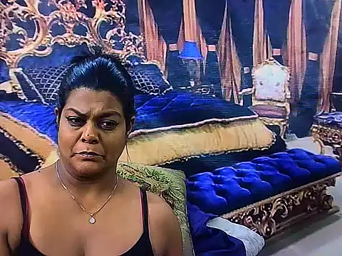 indianCherryPie online show from November 2025 06:28:02 PM