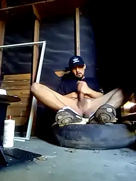 Snapshot of christphor chatting on December 2024 06:41:02 PM christphor online show from December 2024 06:41:02 PM