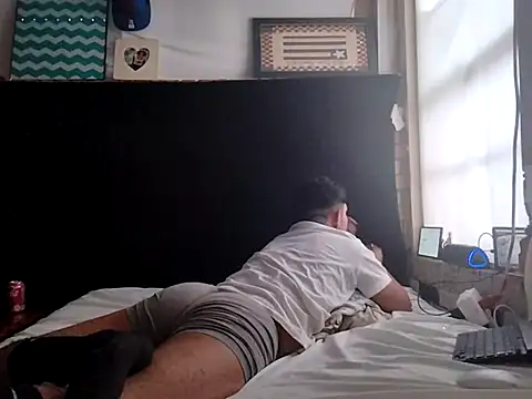 Snapshot of christphor chatting on December 2024 02:44:01 PM christphor online show from December 2024 02:44:01 PM