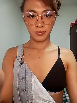 giuliana andrade online show from February 2025 04:59:02 PM