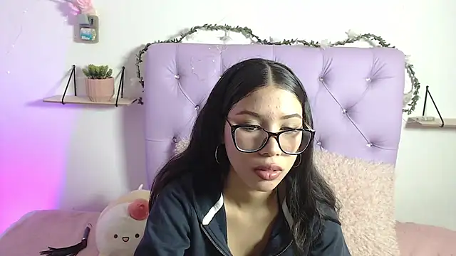 AmberJeong online show from February 2025 09:39:02 PM