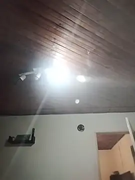 Leocesar37 online show from November 2025 04:23:02 AM