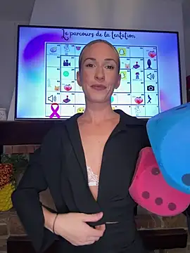 lola tentatiion online show from October 2025 07:01:02 PM