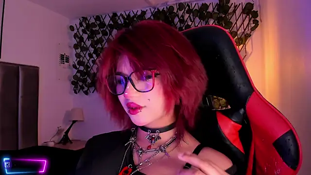 Snapshot of Kitty_Gang chatting on September 2025 02:11:02 AM Kitty Gang online show from September 2025 02:11:02 AM