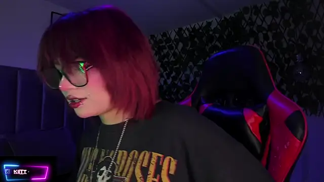 Snapshot of Kitty_Gang chatting on October 2025 02:41:02 AM Kitty Gang online show from October 2025 02:41:02 AM