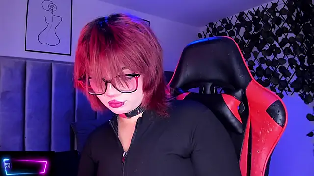 Snapshot of Kitty_Gang chatting on October 2025 02:56:01 AM Kitty Gang online show from October 2025 02:56:01 AM