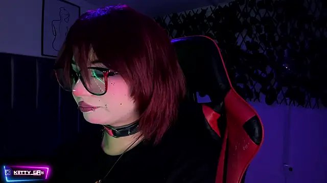 Snapshot of Kitty_Gang chatting on October 2025 02:03:02 AM Kitty Gang online show from October 2025 02:03:02 AM