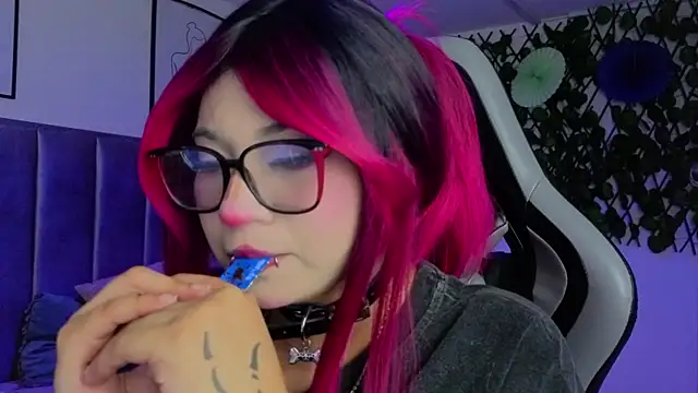 Kitty Gang online show from May 2026 02:19:01 AM