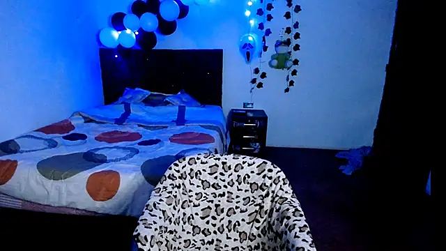 freddy romas online show from October 2025 03:31:01 AM