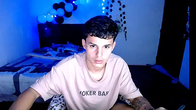 freddy romas online show from November 2025 02:02:02 AM