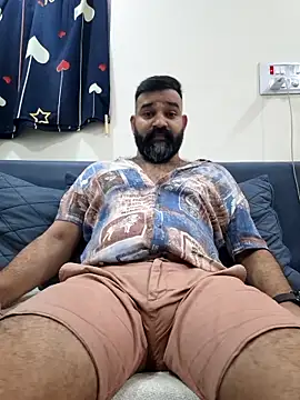 Snapshot of Fun_Guuy chatting on May 2026 09:58:01 AM Fun Guuy online show from May 2026 09:58:01 AM