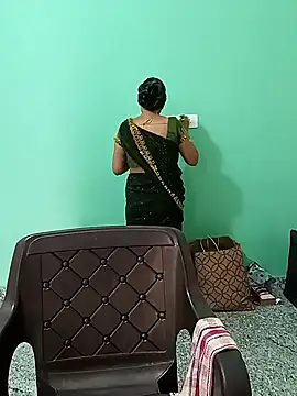 Snapshot of Saroj-Shah chatting on October 2025 06:36:02 AM Saroj-Shah online show from October 2025 06:36:02 AM