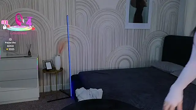 Jenna Adams  online show from March 2025 01:03:02 AM