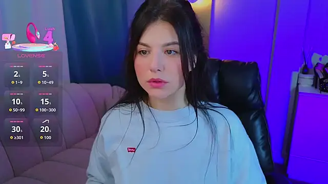 Jenna Adams  online show from September 2025 03:18:02 AM