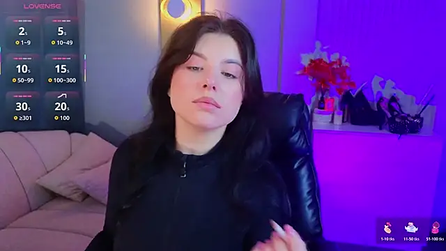 Jenna Adams  online show from November 2025 12:32:01 AM