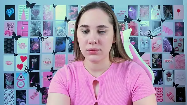 Snapshot of MiaMilas chatting on March 2025 05:33:01 AM MiaMilas online show from March 2025 05:33:01 AM