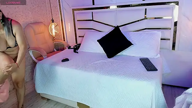 sophie 1 online show from February 2025 03:40:01 AM