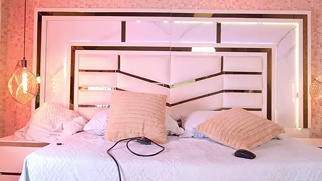 sophie 1 online show from October 2025 03:09:02 AM