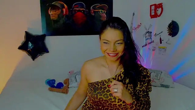 Snapshot of amii777 chatting on December 2024 06:39:01 AM amii777 online show from December 2024 06:39:01 AM