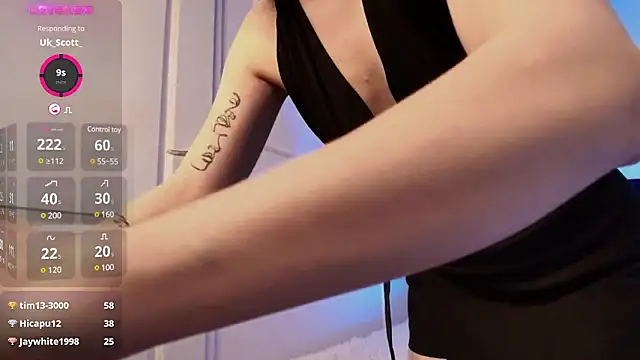 Snapshot of horny_blondiee chatting on February 2025 02:45:02 PM horny blondiee online show from February 2025 02:45:02 PM