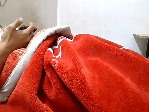 Snapshot of wknows2 chatting on December 2025 06:04:01 PM wknows2 online show from December 2025 06:04:01 PM