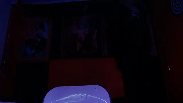 MEGANNIXX online show from October 2025 04:54:01 AM