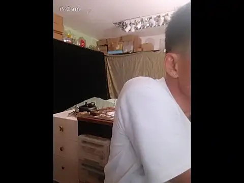 hkwildguy online show from May 2026 08:44:02 AM