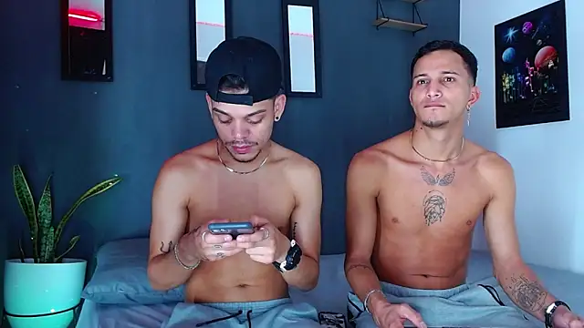 Snapshot of Friendsofeverything_ chatting on December 2024 12:38:01 PM Friendsofeverything online show from December 2024 12:38:01 PM