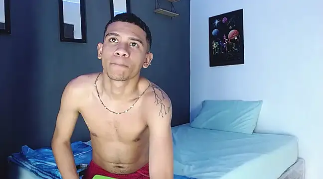 Snapshot of Romancartier_1 chatting on December 2024 08:12:01 AM Romancartier 1 online show from December 2024 08:12:01 AM