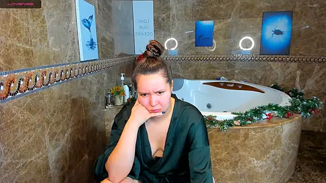 Mira Karter online show from January 2025 04:52:02 AM