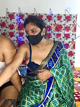 PeaCoooock online show from September 2025 04:45:02 PM