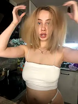 Snapshot of Kitty_Katrine chatting on December 2025 02:26:01 PM Kitty Katrine online show from December 2025 02:26:01 PM