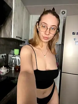 Kitty Katrine online show from January 2026 11:34:01 AM