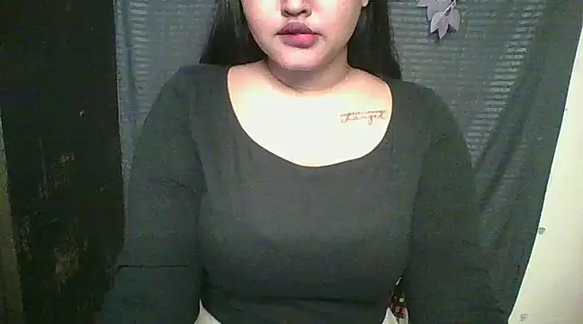 Snapshot of Your-love-12 chatting on December 2024 01:13:01 AM Your-love-12 online show from December 2024 01:13:01 AM