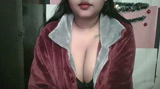 Snapshot of Your-love-12 chatting on January 2025 05:27:01 AM Your-love-12 online show from January 2025 05:27:01 AM