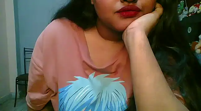 Snapshot of Your-love-12 chatting on February 2025 04:52:01 PM Your-love-12 online show from February 2025 04:52:01 PM