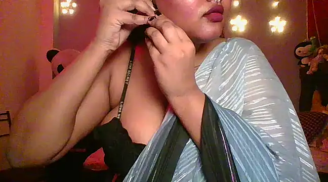 Snapshot of Your-love-12 chatting on March 2025 06:09:01 PM Your-love-12 online show from March 2025 06:09:01 PM