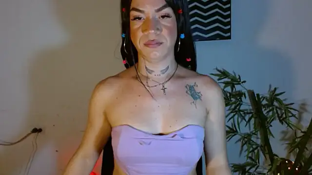 KamilaParrisx online show from May 2026 03:33:02 AM