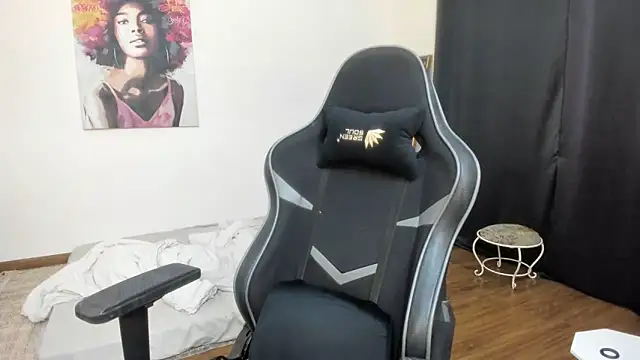 GoddessAnna online show from December 2024 05:12:01 PM