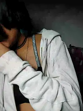 Snapshot of azulzulix chatting on February 2025 03:34:02 AM azulzulix online show from February 2025 03:34:02 AM