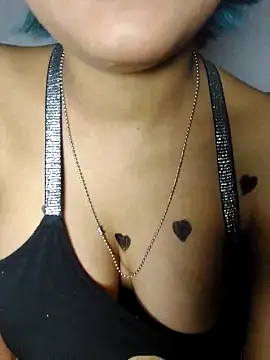 Snapshot of azulzulix chatting on February 2025 09:45:02 AM azulzulix online show from February 2025 09:45:02 AM