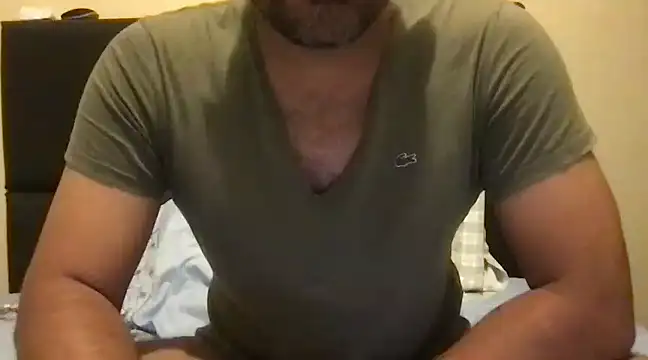 Snapshot of pe_netrad0r chatting on December 2024 07:00:01 AM pe netrad0r online show from December 2024 07:00:01 AM