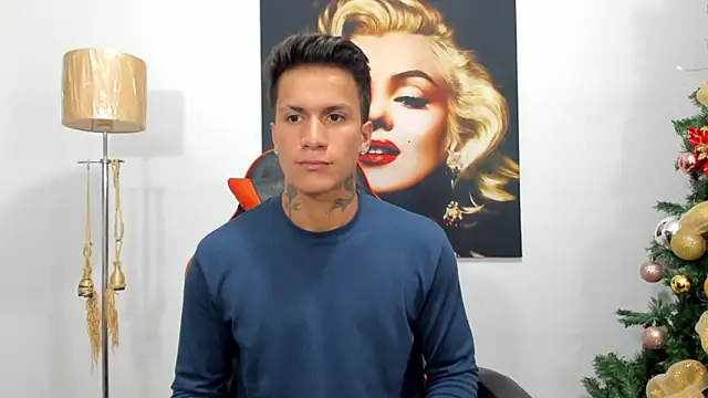 Snapshot of pettergrey1 chatting on December 2024 11:26:02 PM pettergrey1 online show from December 2024 11:26:02 PM