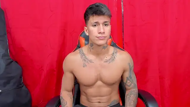 Snapshot of pettergrey1 chatting on January 2025 09:31:01 PM pettergrey1 online show from January 2025 09:31:01 PM