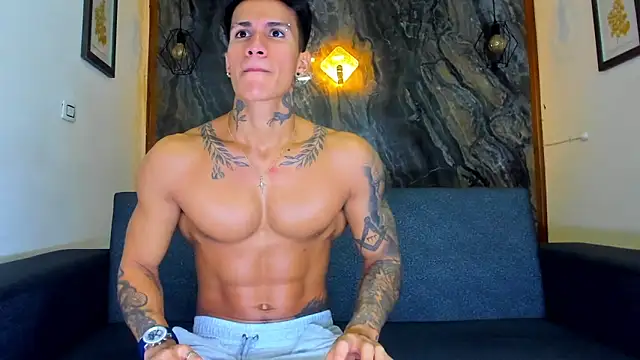 Snapshot of pettergrey1 chatting on March 2025 01:39:01 PM pettergrey1 online show from March 2025 01:39:01 PM